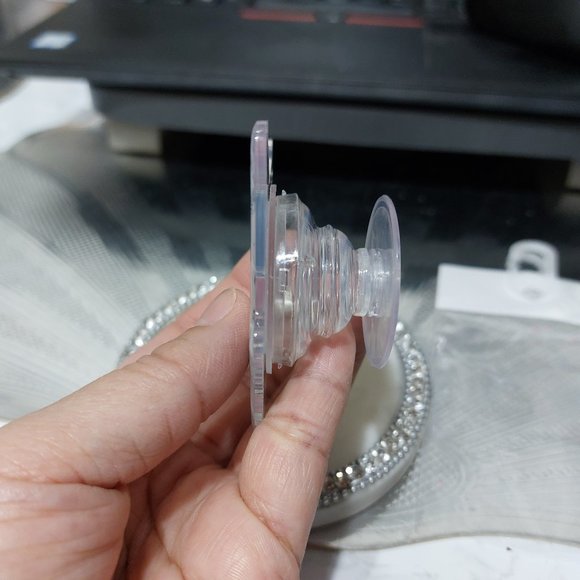 Kuromi PHONE GRIP Super Cute Adorable Blinking Cutie - Picture 5 of 6